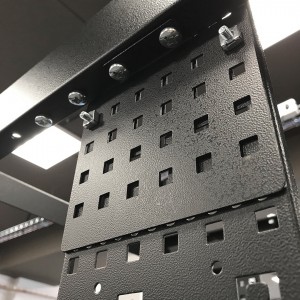 Hyperline PMV2-RAL9005 Кронштейн для крепления кабельного организатора-лотка CDV в стойки серий ORK и ORL (3 шт. в комплекте) Hyperline PMV2-RAL9005 Кронштейн для крепления кабельного организатора-лотка CDV в стойки серий ORK и ORL (3 шт. в комплекте)